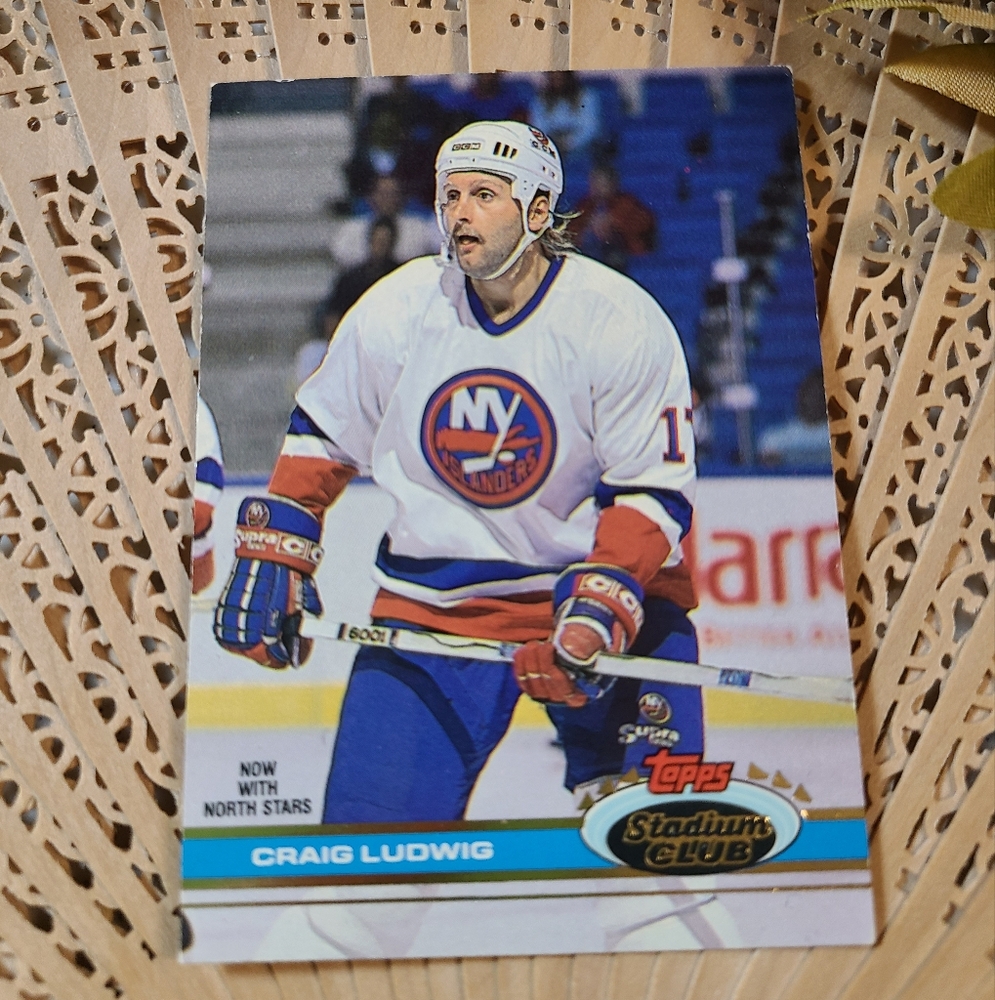 Minnesota North Stars Rookie Card